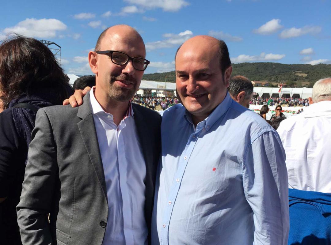 Piet samen met PNV-partijvoorzitter Andoni Ortuzar - Baskenland - Alderdi Eguna (partijdag) 
